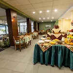 Hotel Slavyanski 3*