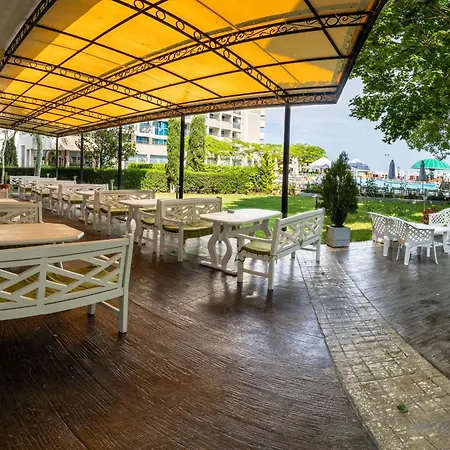 Slavyanski Szálloda 3*