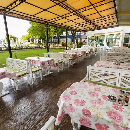 Отель Slavyanski Солнечный берег