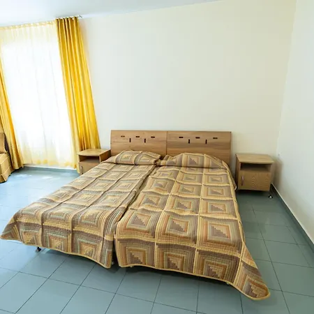 Slavyanski Hotel 3*