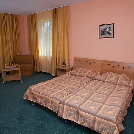 Slavyanski Отель