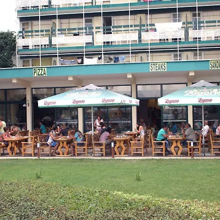 Slavyanski 3* Napospart