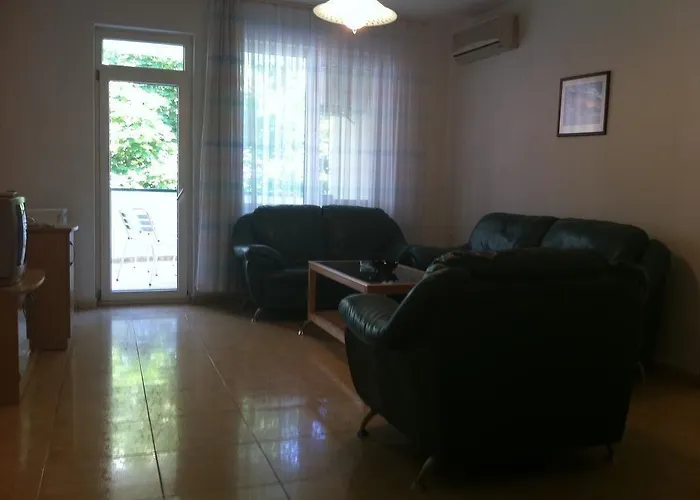 Готель Slavyanski Сонячний Берег