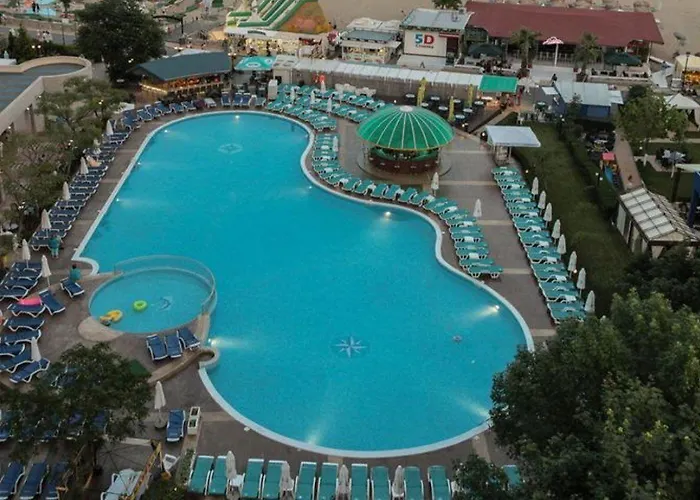 Slavyanski ホテル