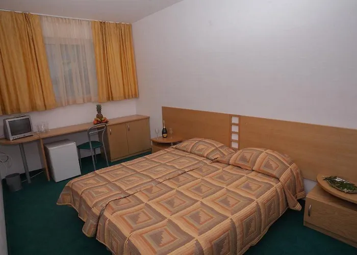 Готель Slavyanski