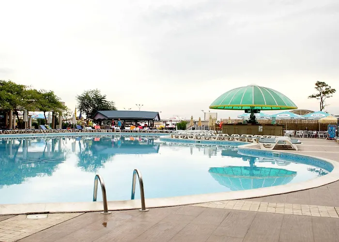 Slavyanski ホテル 3*